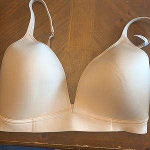 Aerie nude 36DDD wireless convertible bra